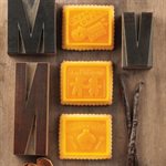 BROWN SILICONE MOULD COOKIE GNAM GNAM+ CUTTER IN PACK