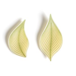 Curved Green Petals Duo, White Chocolate, 160 pcs