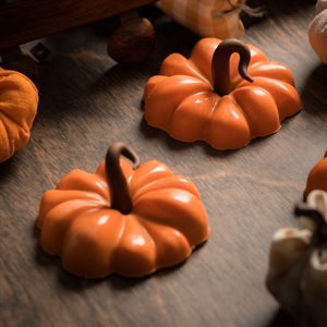 PUMPKIN MOLDS, SINGLE-SERVING, 3 IN Ø, 30 PCS 