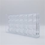 POLYCARBONATE MOLD PYRAMID 27.5X13.5X2.4CM